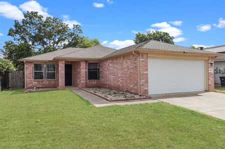 $248,000 - 3Br/2Ba -  for Sale in Sunrise Add, Fort Worth