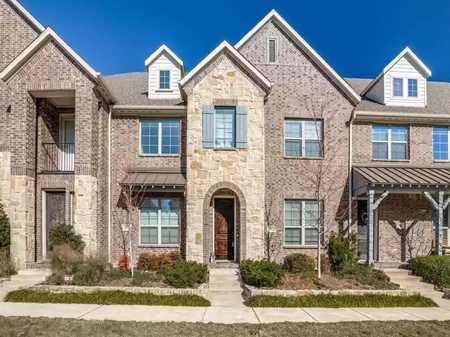 $409,900 - 3Br/3Ba -  for Sale in Greens At Stacy Crossing The, Mckinney