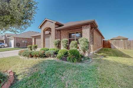 $310,000 - 3Br/2Ba -  for Sale in Kingspoint, Fort Worth