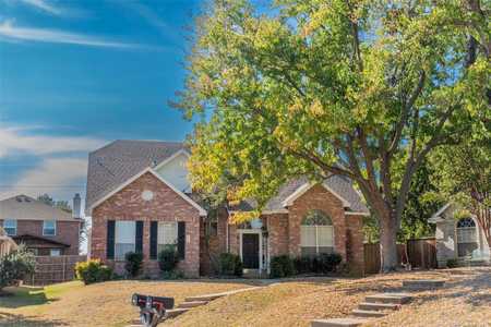 $427,000 - 3Br/3Ba -  for Sale in Seville Add Of The Highlands Ph Iii & Iv, Mckinney