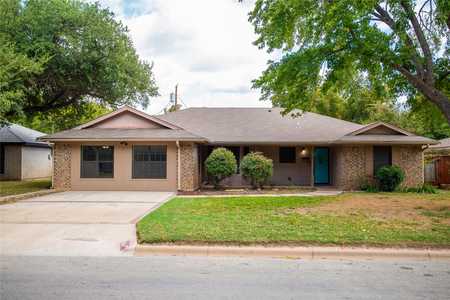 $325,000 - 4Br/3Ba -  for Sale in D J Jones Surv Abs #549, Brownwood