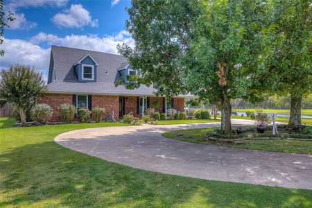 $1,599,000 - 3Br/3Ba -  for Sale in Davies Crest Ranch, Wills Point