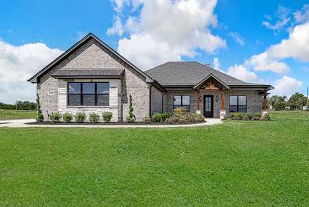 $544,900 - 3Br/3Ba -  for Sale in Wild Horse Hills, Godley