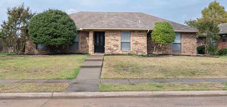 $420,000 - 3Br/2Ba -  for Sale in Rosemeade Add 6, Carrollton