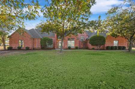 $565,000 - 5Br/4Ba -  for Sale in W H Ewing, Ennis