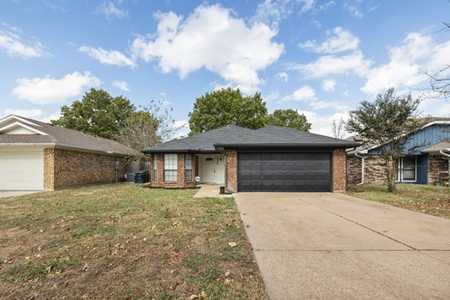 $264,900 - 3Br/2Ba -  for Sale in Lincolnshire Add, Fort Worth