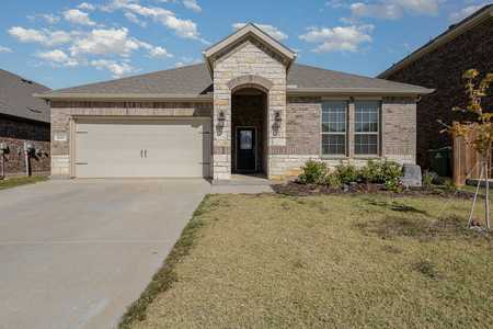 $325,240 - 3Br/2Ba -  for Sale in Silverado Phase 3, Aubrey