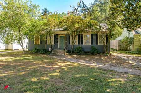 $209,900 - 3Br/2Ba -  for Sale in Broadmoor Sub, Shreveport