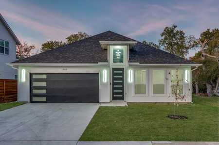 $539,900 - 4Br/3Ba -  for Sale in Victory Gardens 04, Dallas