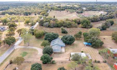 $580,000 - 4Br/4Ba -  for Sale in Norwood Estates, Burleson