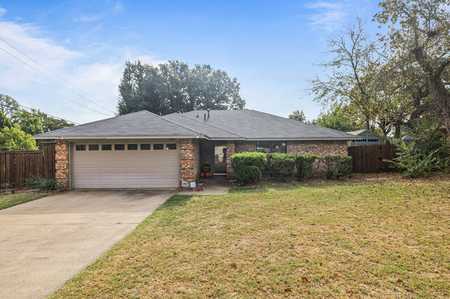 $479,000 - 3Br/2Ba -  for Sale in Parra Linda Estates, Grapevine