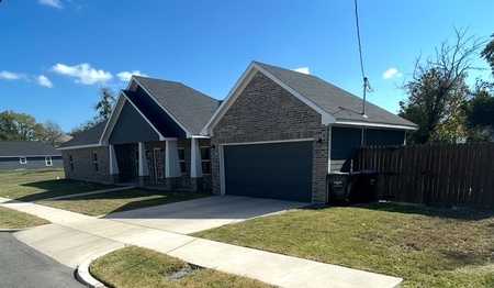 $280,000 - 3Br/2Ba -  for Sale in Orig Town Of Greenville, Greenville