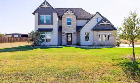 $639,999 - 4Br/4Ba -  for Sale in Eyrie Mdws, Waxahachie