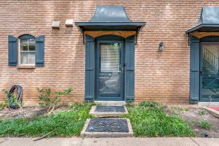 $330,000 - 2Br/2Ba -  for Sale in La Fontaine Condo, Dallas