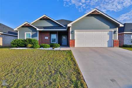 $289,900 - 4Br/2Ba -  for Sale in Carriage Hills Add, Abilene