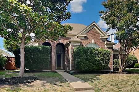 $415,000 - 4Br/3Ba -  for Sale in Preston Vineyards Sec One, Frisco