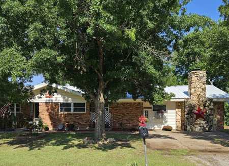 $155,000 - 3Br/3Ba -  for Sale in 289, Quanah