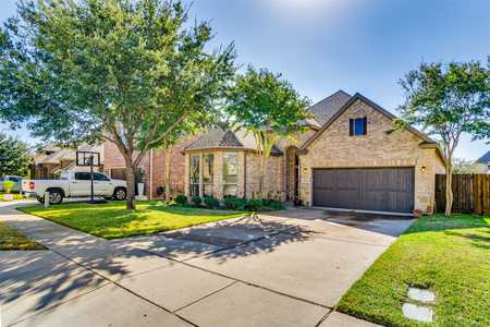 $435,000 - 3Br/2Ba -  for Sale in Trinity Lakes Residential, Fort Worth