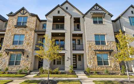 $525,000 - 4Br/4Ba -  for Sale in Windhaven Crossing Add Ph, Lewisville