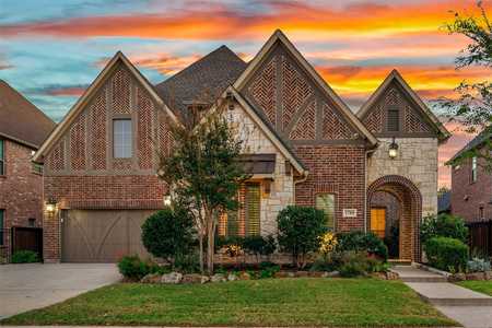 $950,000 - 4Br/5Ba -  for Sale in Hollyhock Ph 1a, Frisco