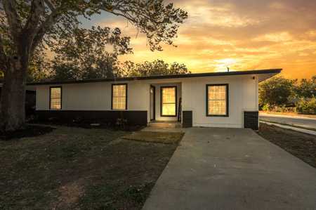 $219,000 - 4Br/1Ba -  for Sale in Whitehall #2 Sub, Fort Worth