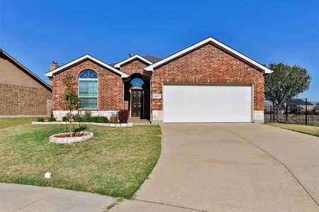 $355,000 - 3Br/2Ba -  for Sale in Villages Of Woodland Spgs W, Fort Worth