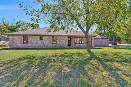 $599,000 - 4Br/3Ba -  for Sale in Buchanan & Hornbeck, Whitesboro