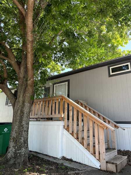 $70,000 - 3Br/2Ba -  for Sale in Redwood Estates, Fort Worth