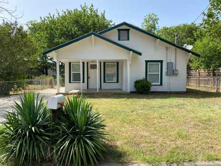 $177,900 - 2Br/1Ba -  for Sale in Original Cleburn, Cleburne