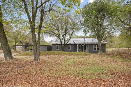 $338,900 - 3Br/2Ba -  for Sale in Bluebonnet Hill Add, Cresson