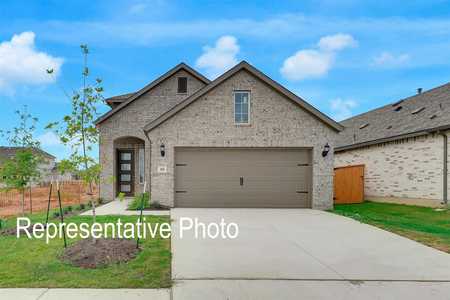 $333,220 - 3Br/3Ba -  for Sale in Walden Pond, Forney