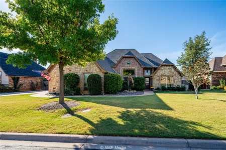 $449,900 - 4Br/3Ba -  for Sale in Bella Vista Add, Abilene