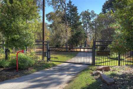 $130,000 - 2Br/2Ba -  for Sale in Elberta Lake Club, Sulphur Springs