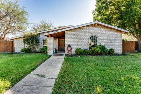 $325,000 - 3Br/3Ba -  for Sale in Trailwood 01, Grand Prairie