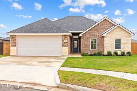 $315,000 - 3Br/2Ba -  for Sale in Carriage Hills Sec 2, Abilene