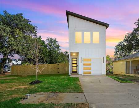 $344,999 - 3Br/3Ba -  for Sale in Elite, Dallas