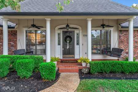 $420,000 - 3Br/2Ba -  for Sale in Southern Trace, Shreveport