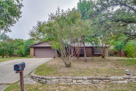 $349,000 - 4Br/3Ba -  for Sale in Rolling Hills Weatherford, Weatherford