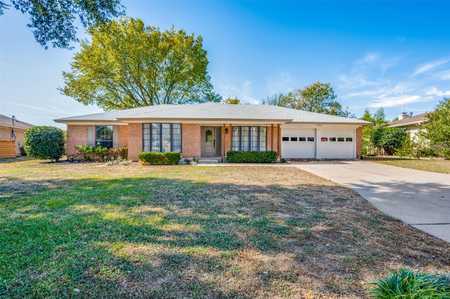 $425,000 - 4Br/2Ba -  for Sale in Richland Hills West Add, North Richland Hills