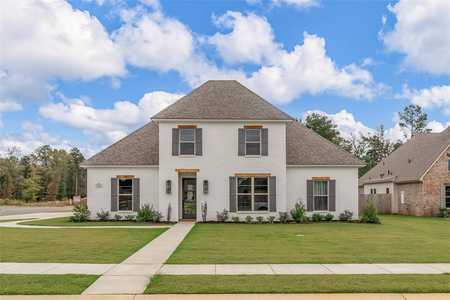 $479,900 - 4Br/2Ba -  for Sale in Pin Oak Landing, Haughton