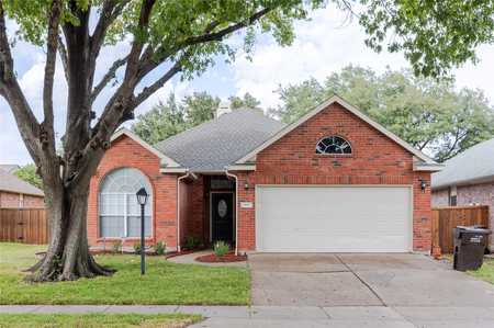 $427,500 - 3Br/2Ba -  for Sale in Hunters Gate, Plano