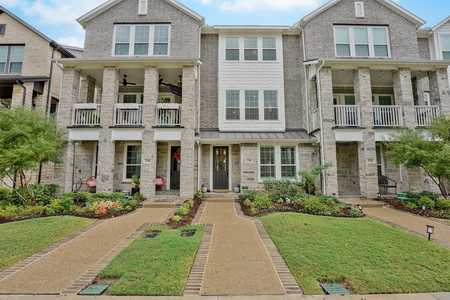 $440,000 - 3Br/4Ba -  for Sale in Viridian Village 1k, Arlington