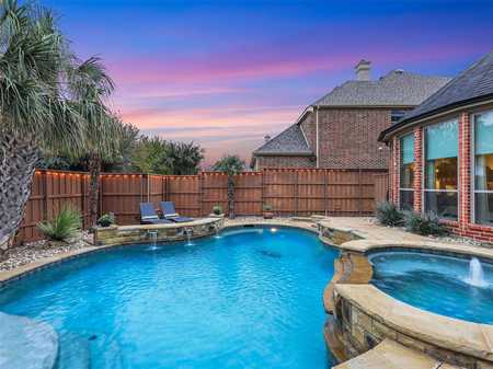 $869,900 - 4Br/4Ba -  for Sale in Twin Creeks Ph 7a-1, Allen