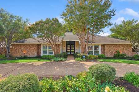 $900,000 - 4Br/3Ba -  for Sale in Prestonwood, Dallas