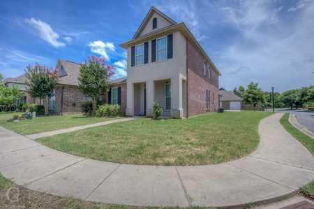 $325,000 - 3Br/3Ba -  for Sale in Island Park Garden Homes #2, Shreveport