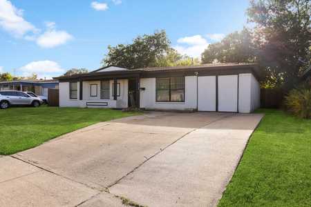 $235,000 - 4Br/2Ba -  for Sale in Highland Terrace Add, Fort Worth