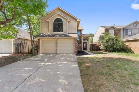 $379,900 - 3Br/3Ba -  for Sale in Indian Oaks Add Sec 2, Lewisville