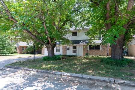 $245,000 - 4Br/2Ba -  for Sale in Chambers Creek Add, Everman