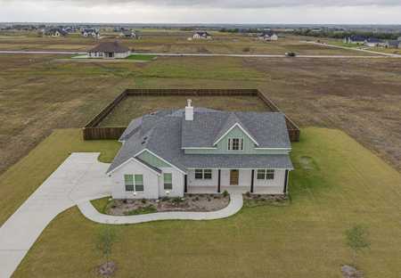 $549,900 - 4Br/2Ba -  for Sale in Mtthews Farms, Venus