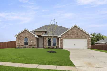 $440,362 - 4Br/3Ba -  for Sale in Fox Hollow, Forney